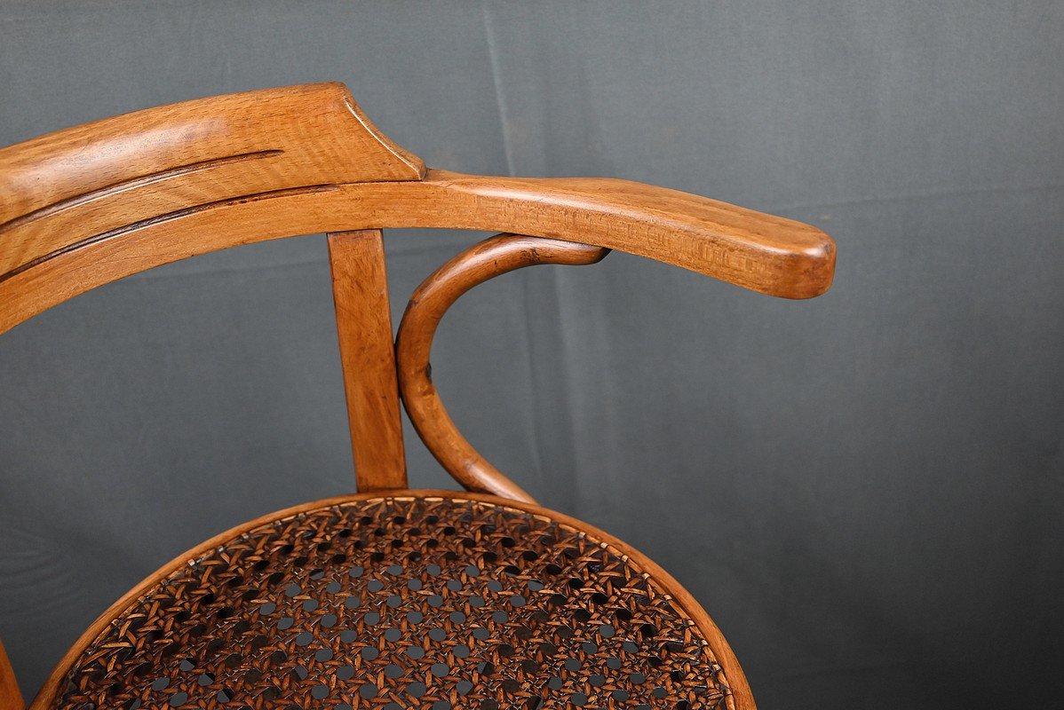 Fauteuil Pivotant pour Enfant en Hêtre teinté, esprit Thonet – Début XXe-photo-5
