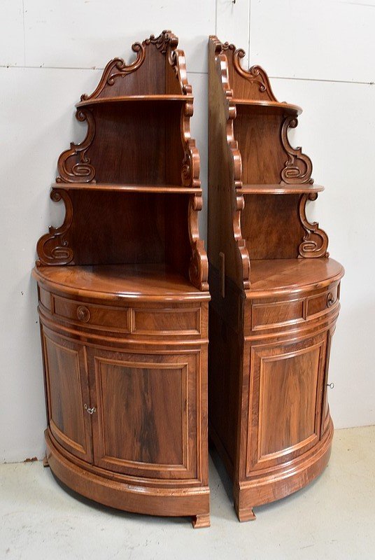 Rare Pair Of Corner Cabinets In Walnut - Late Nineteenth-photo-2