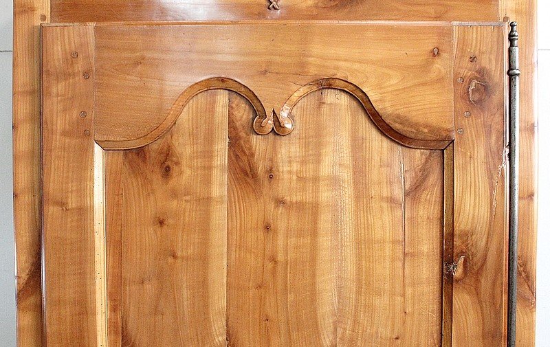 Small Regional Bonnetière In Solid Cherry, Louis XV Style - Mid-19th Century-photo-3