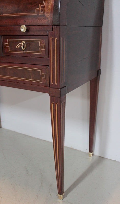 Louis XVI Cylinder Desk In Eighteenth Mahogany-photo-5