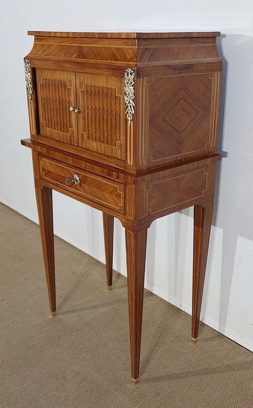 Petit Cabinet En Marqueteries De Bois Divers, Style Louis XVI – 1900 
