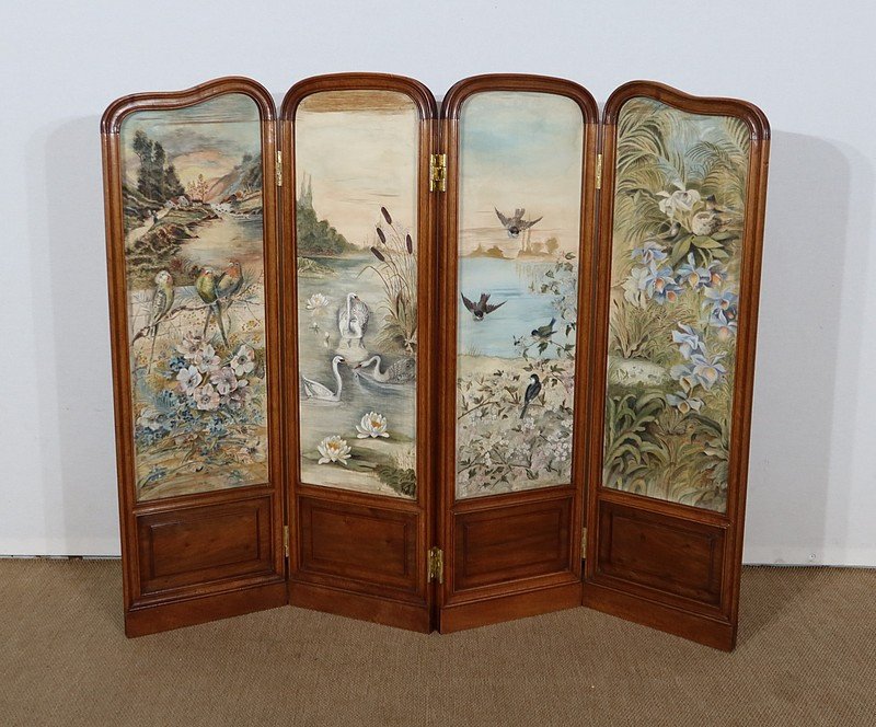 Small Screen Four Leaves In Painted Silk And Solid Walnut - 1900