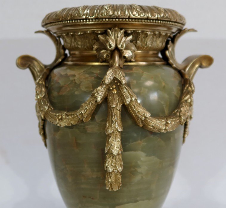 Important Pair Of Vases In Onyx And Bronze, Louis XVI Style - 2nd Part Nineteenth-photo-3