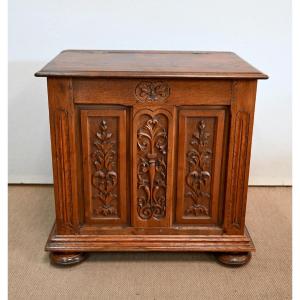 Small Chest In Solid Oak, Renaissance Taste - Early Twentieth