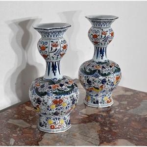 Pair Of Polychrome Earthenware Vases From Delft - Nineteenth