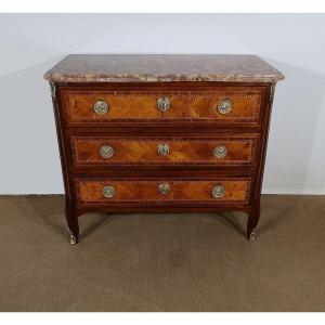 Petite Commode En Marqueterie De Bois Précieux, Estampillée C-m. Magnien, époque Louis XVI – XV