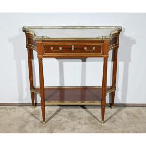 Small Mahogany Console, Louis XVI Period – Late 18th Century