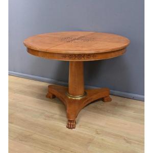 Table Ronde à Allonges en Érable moucheté, style Charles X – 1940