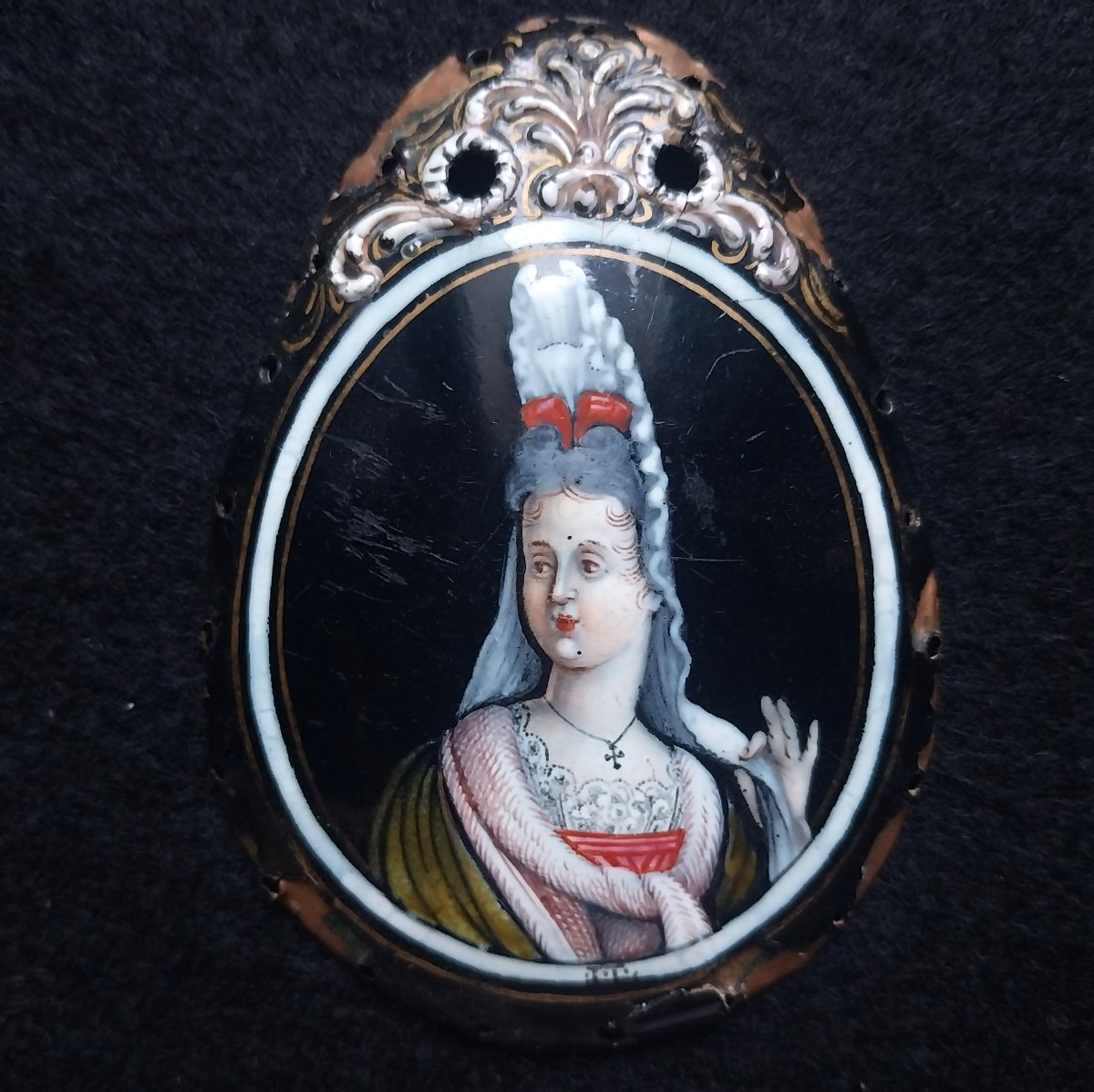 Louis XIV-era French Enameled Plaque For Game Purse 