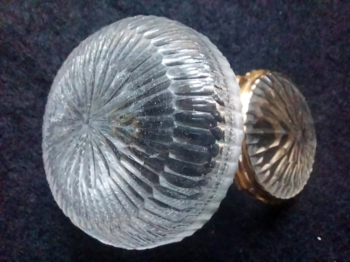 Crystal Toilet Bottle Set With 18-carat Gold Inlay. France, Empire Or Restoration Period-photo-3