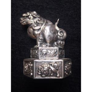 19th-century Chinese Fo Dog Silver Salt Shaker For Export