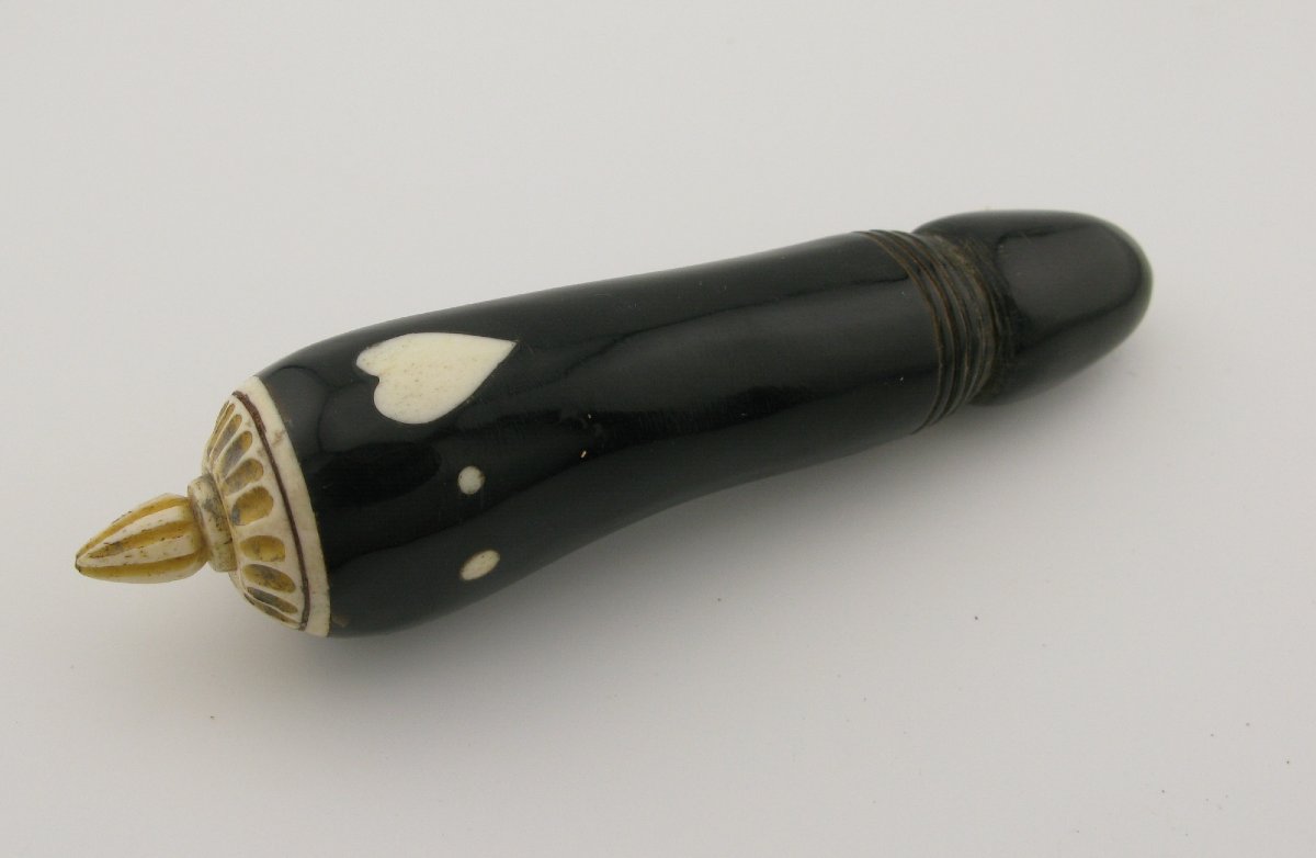 Bouteille de parfum érotique en corne de prisonnier de guerre Napoléonien, coffret en paille-photo-2