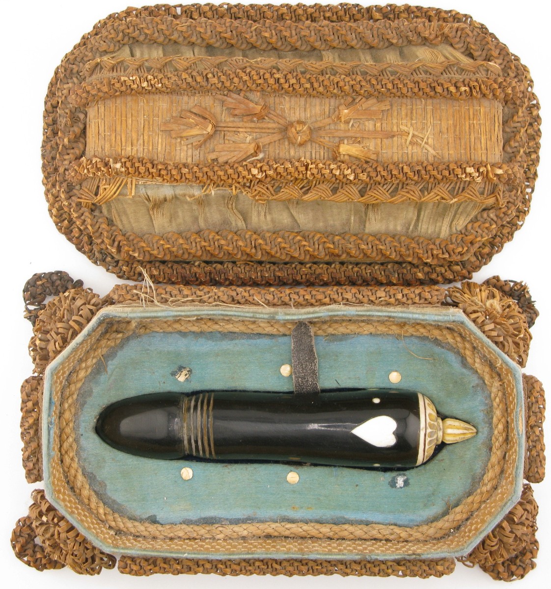 Bouteille de parfum érotique en corne de prisonnier de guerre Napoléonien, coffret en paille