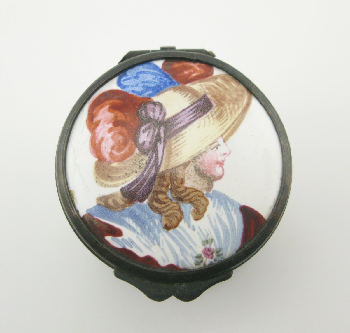 Tabatière ou boîte à pilules en émail représentant un portrait de Samson Paris, XIXe siècle-photo-2