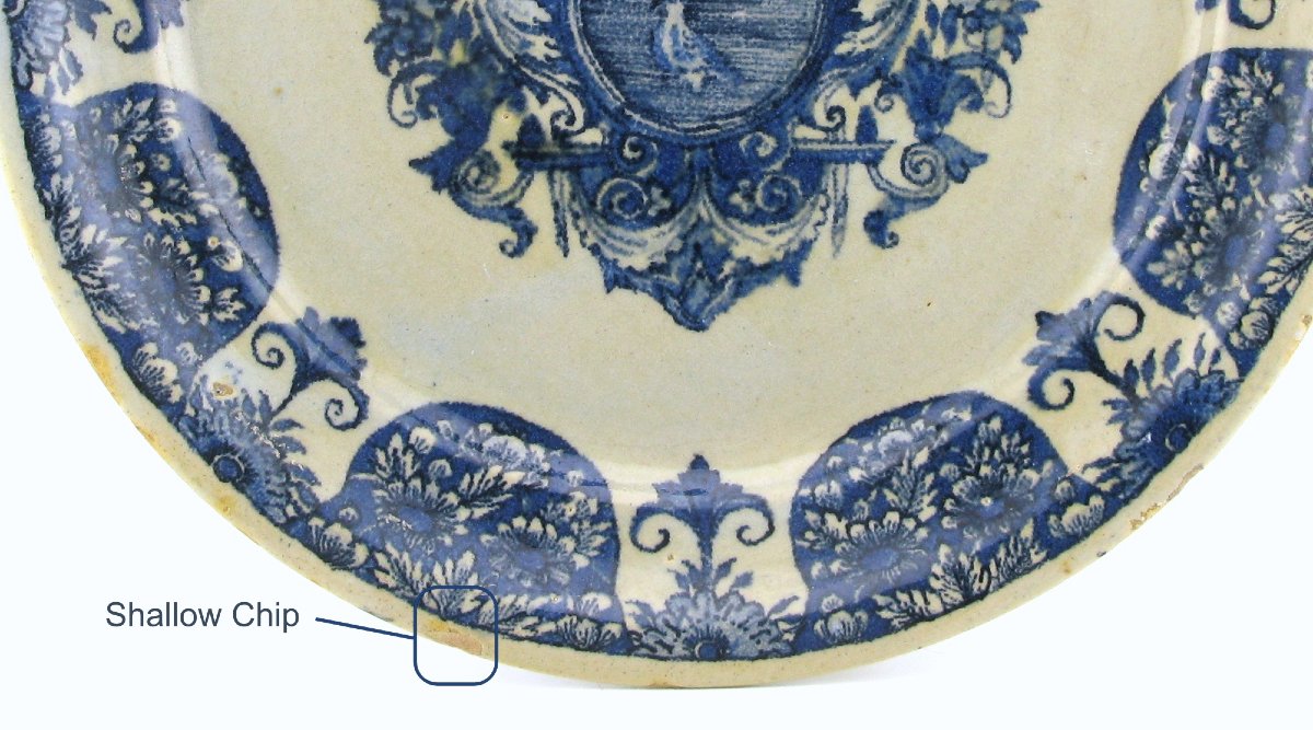 Lille Faience Earthenware Armorial Plate, Late 17th Or Early 18th Century-photo-7