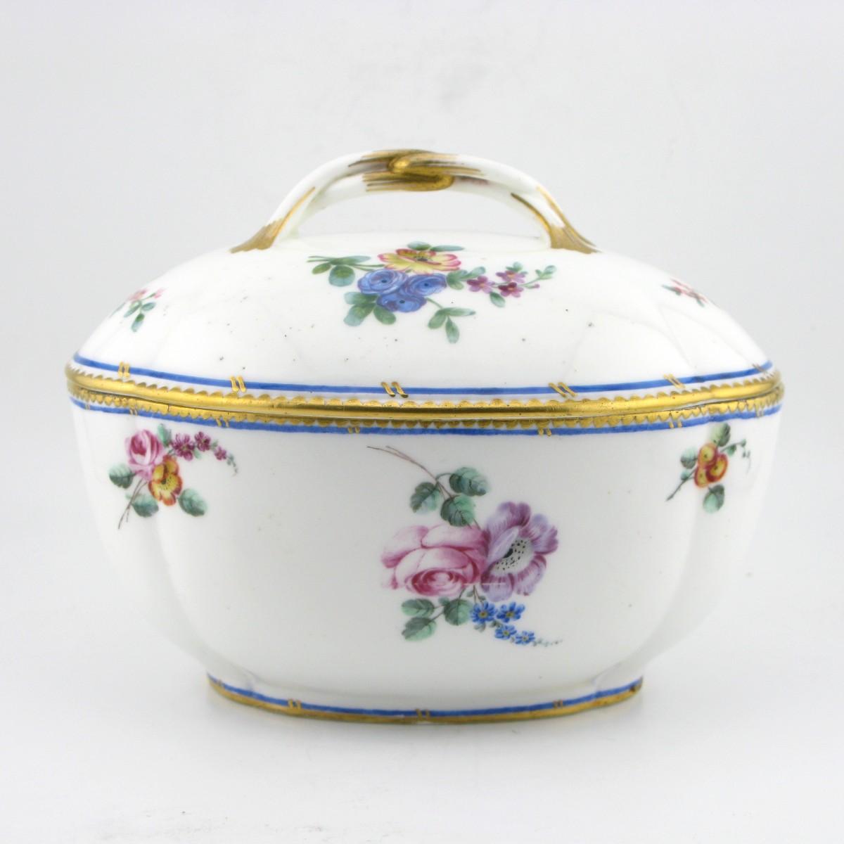 18th Century Sèvres Soft Porcelain Sugar Bowl Or Chestnut Dish, 1756