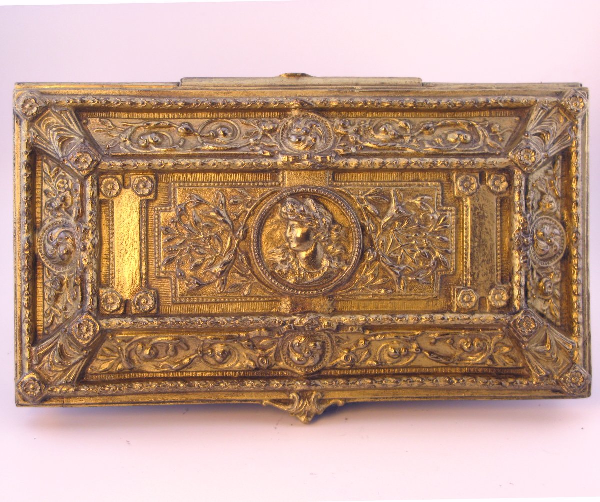 Coffret à bijoux/boîte à musique en métal doré français ou italien de la fin du XIXe siècle-photo-3