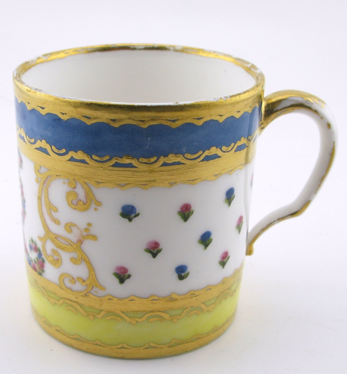 A Small 18th Century Sèvres Porcelain Coffee Cup And Saucer, 1784-photo-1