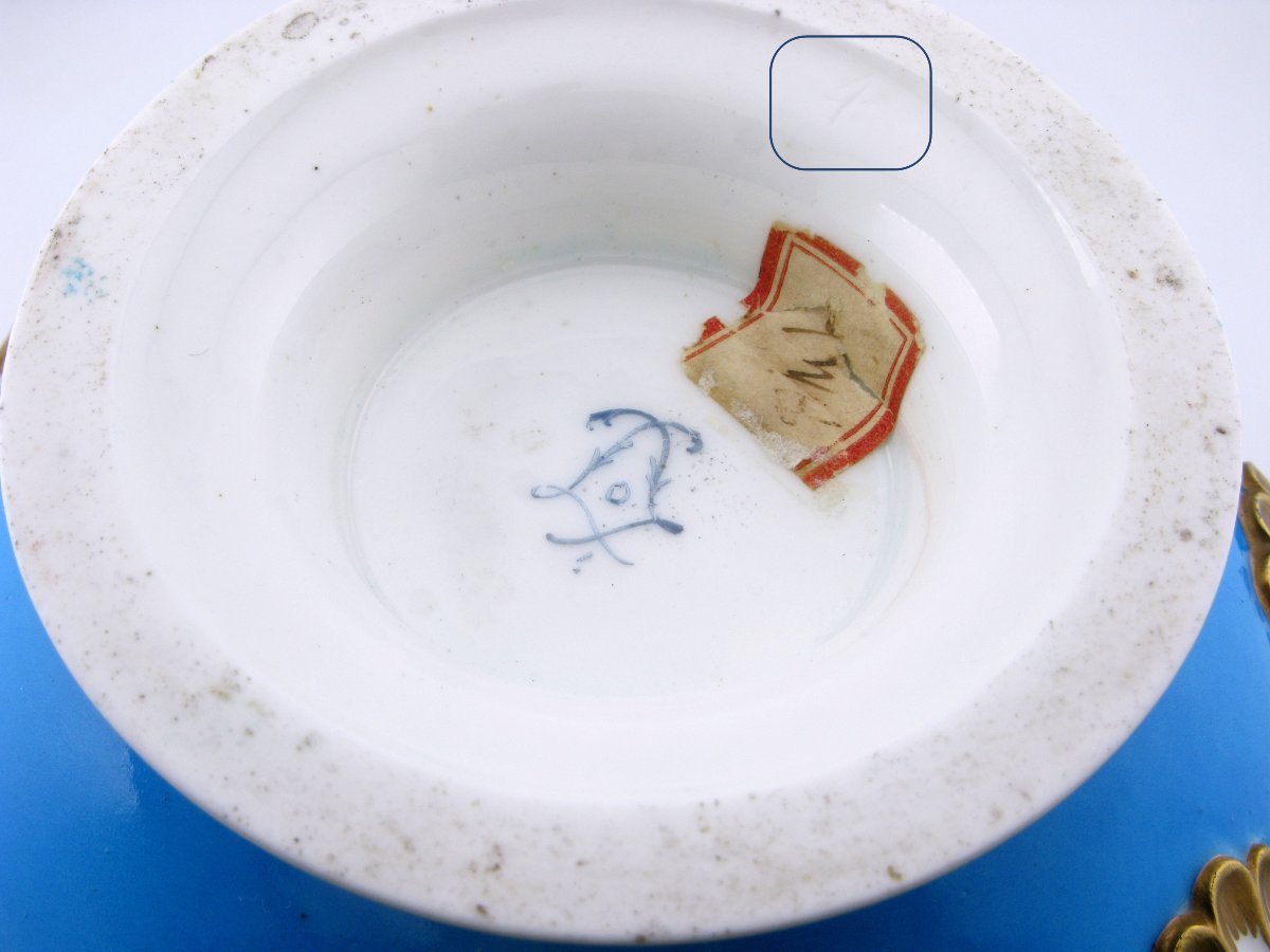 Sevres Style Porcelain Bleu Celeste Campagna Vase-photo-2