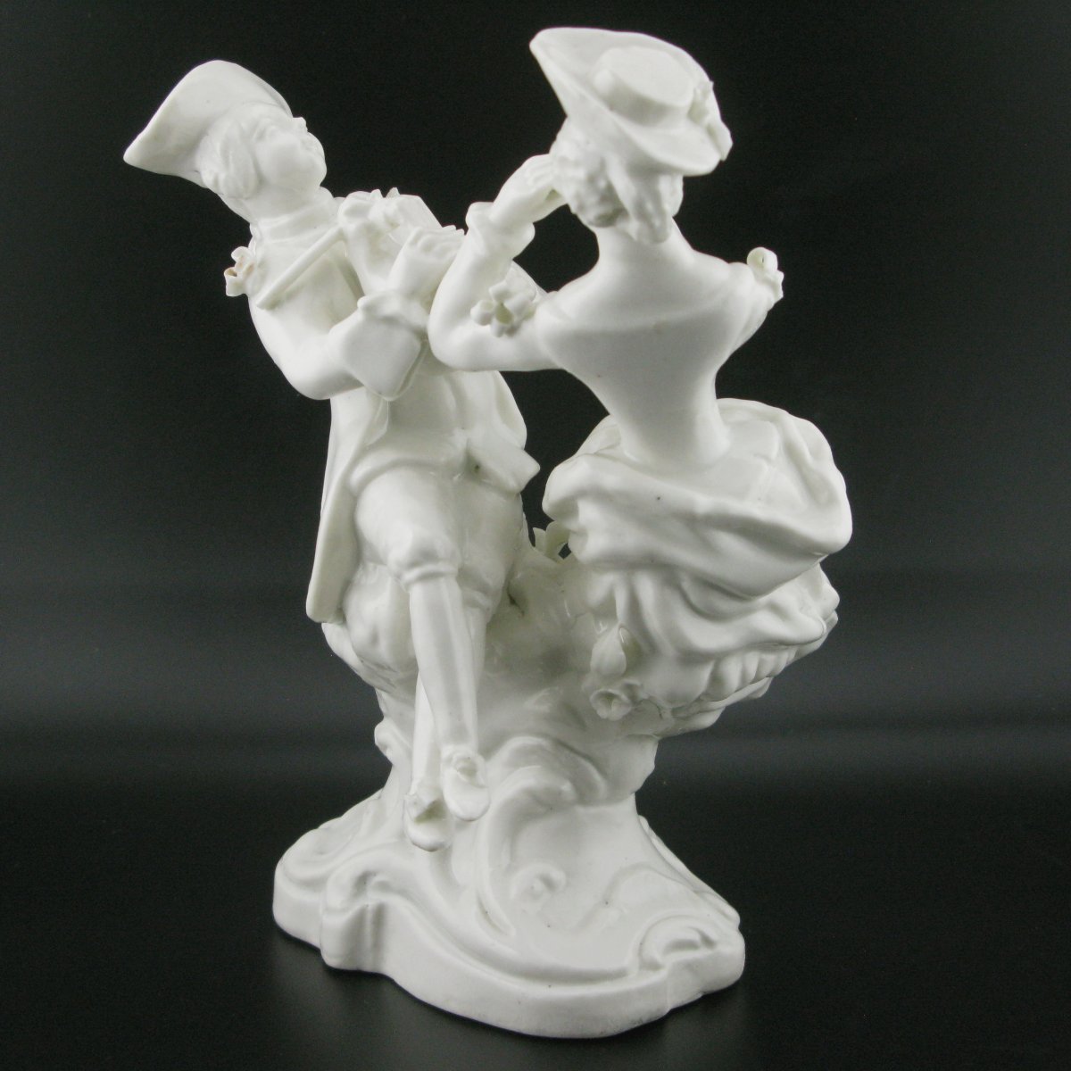 Groupe de musiciens en porcelaine de Gerault d'Areaubert, Orléans, vers 1765-photo-4