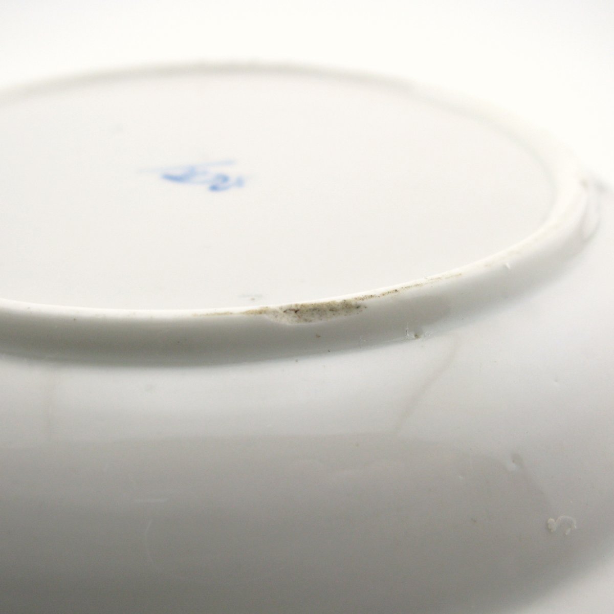 Hague-decorated Tournai Porcelain Small Plate, Circa 1780-photo-3