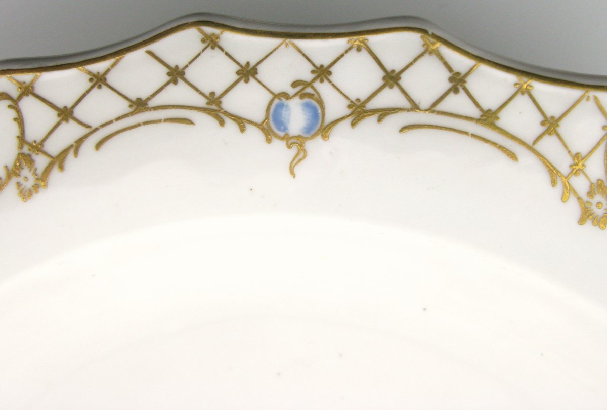 Hague-decorated Tournai Porcelain Small Plate, Circa 1780-photo-4