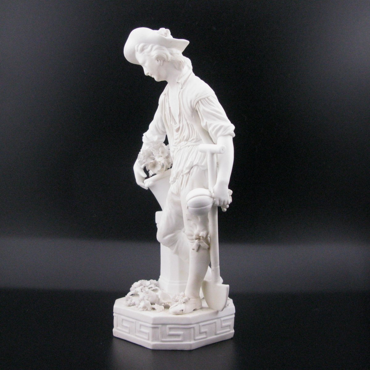Derby Biscuit Porcelain Figure Of A Gardener, 18th Century-photo-2
