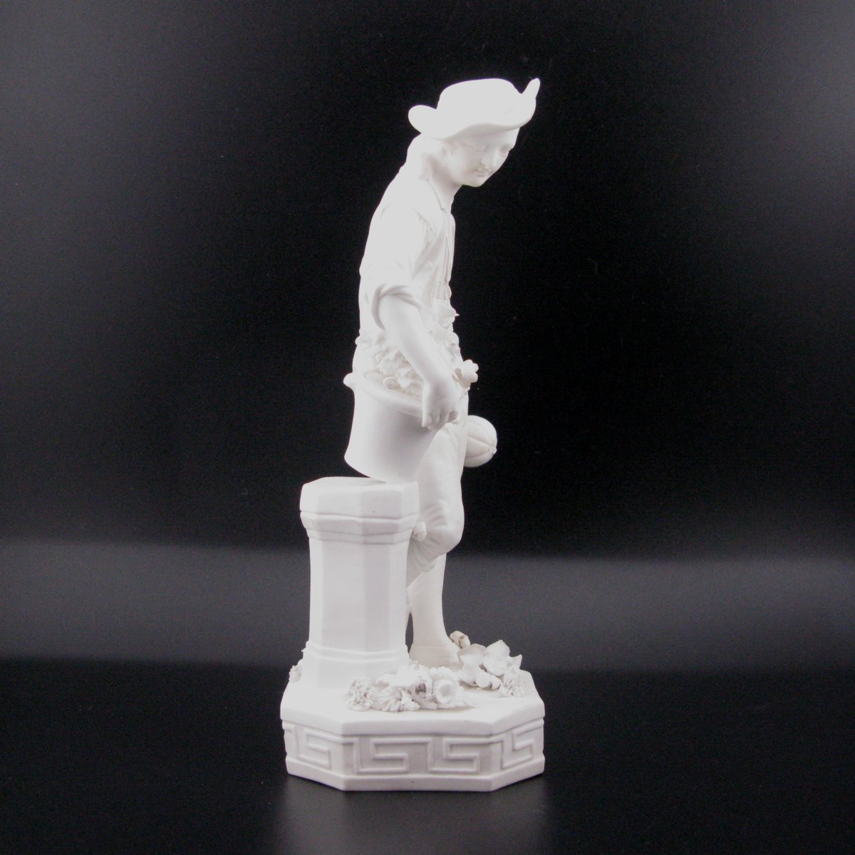 Derby Biscuit Porcelain Figure Of A Gardener, 18th Century-photo-3