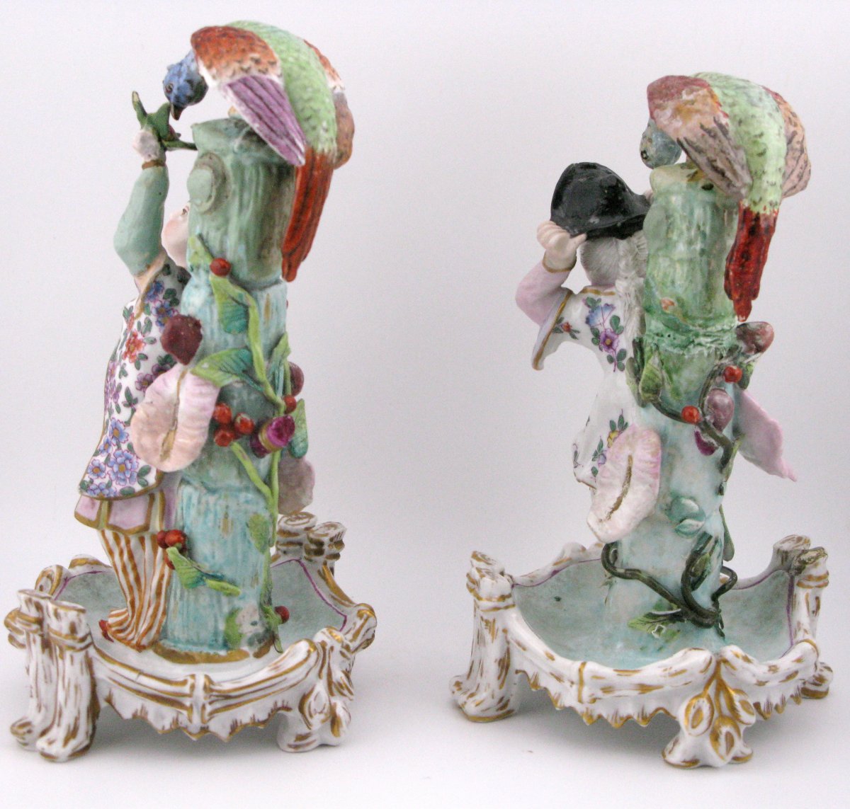 Paire de figurines en porcelaine de Thuringe (Allemagne), XVIIIe siècle, à décor chinois-photo-2