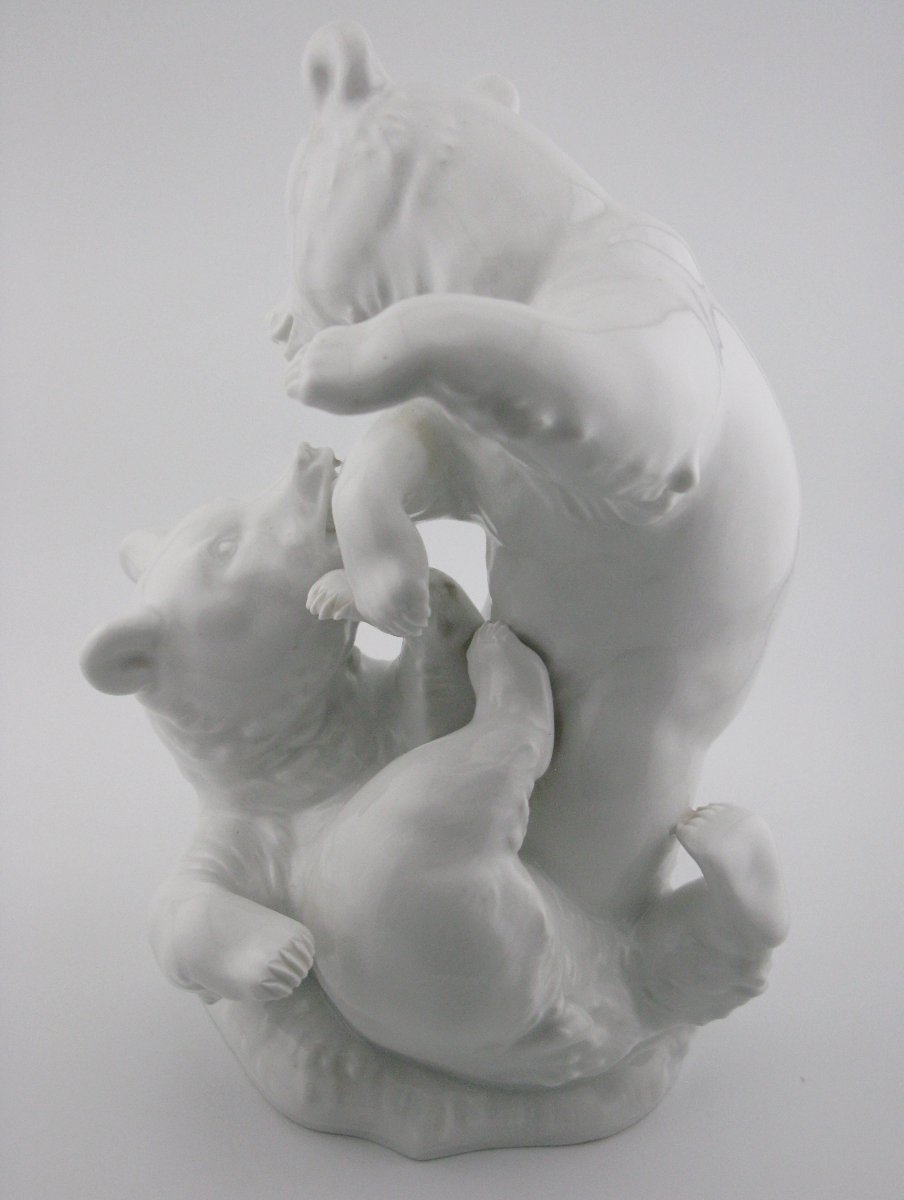 Meissen Playing Bears, Model P252 In White Porcelain, Late 20th Century.-photo-4