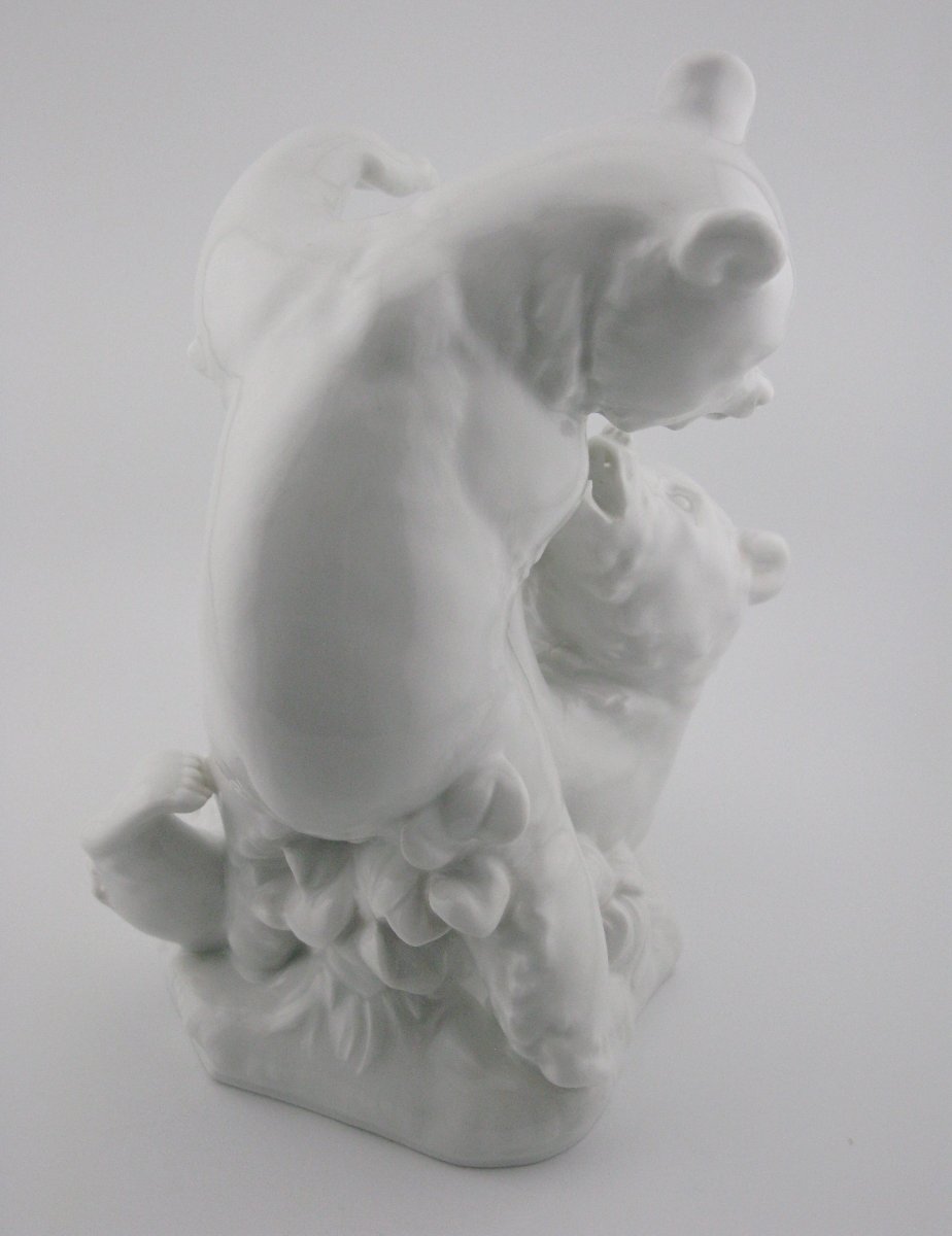 Meissen Playing Bears, Model P252 In White Porcelain, Late 20th Century.-photo-6