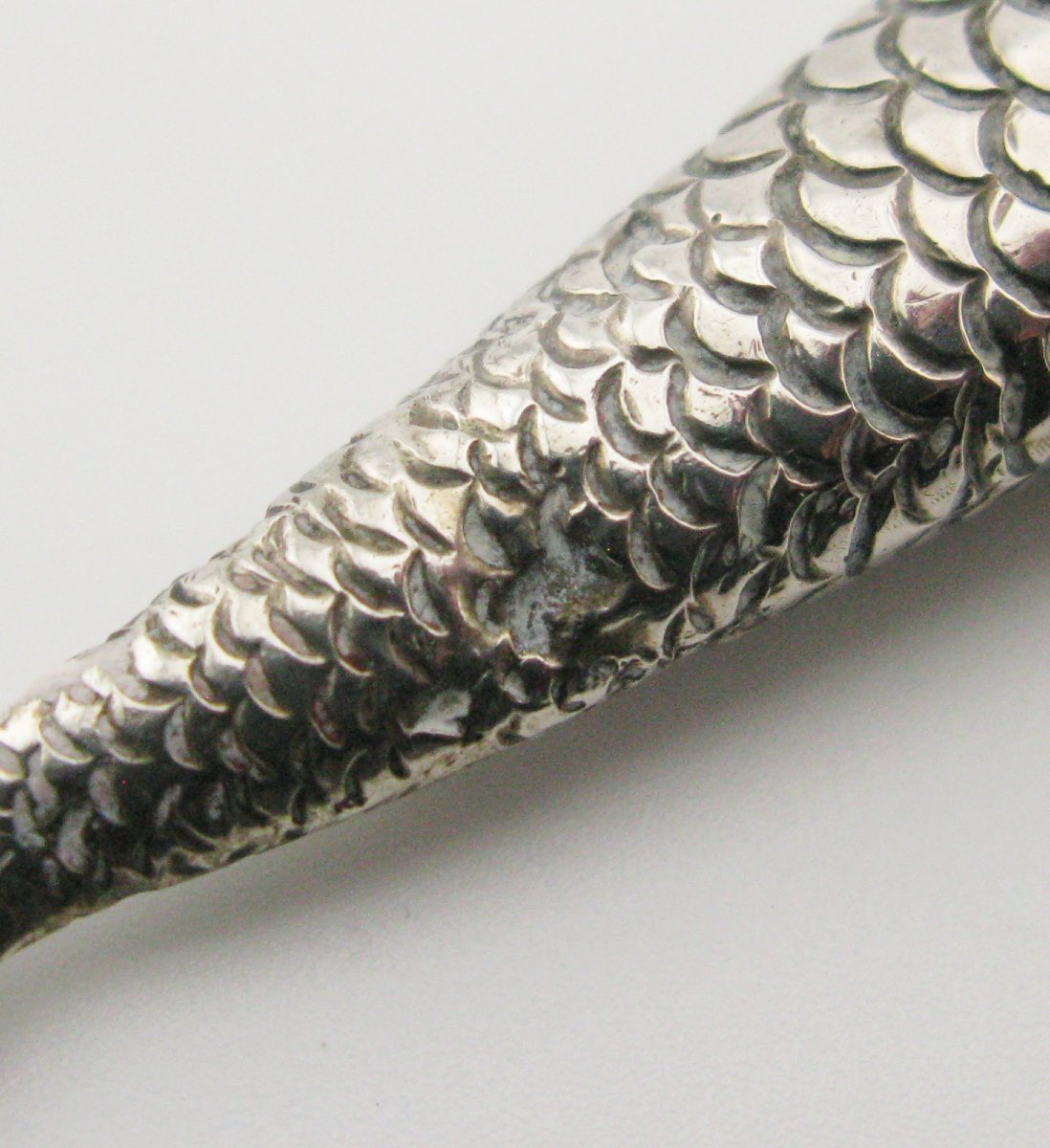 19th Century Continental Silver Fish-shaped Perfume Bottle-photo-5