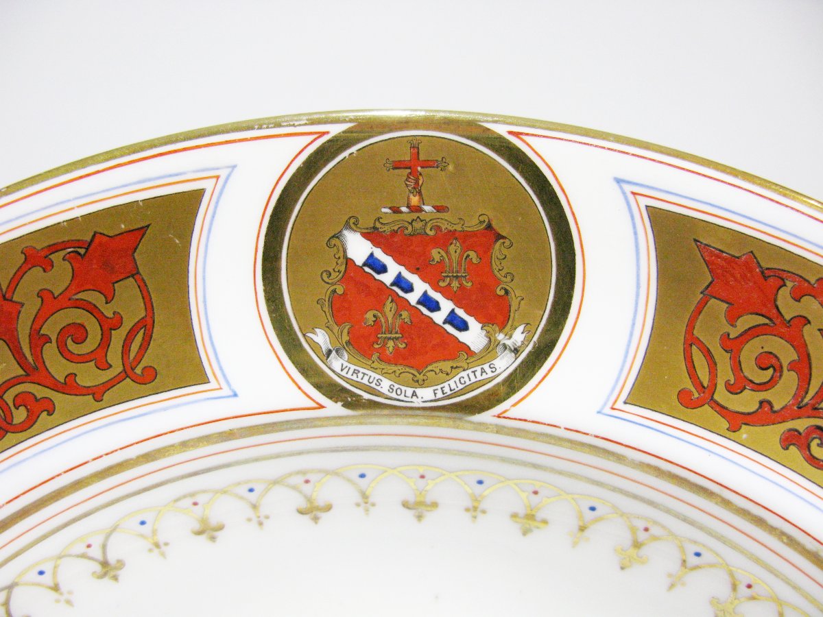 Assiette en porcelaine armoriée anglaise du XIXe siècle, famille Bliss-photo-2