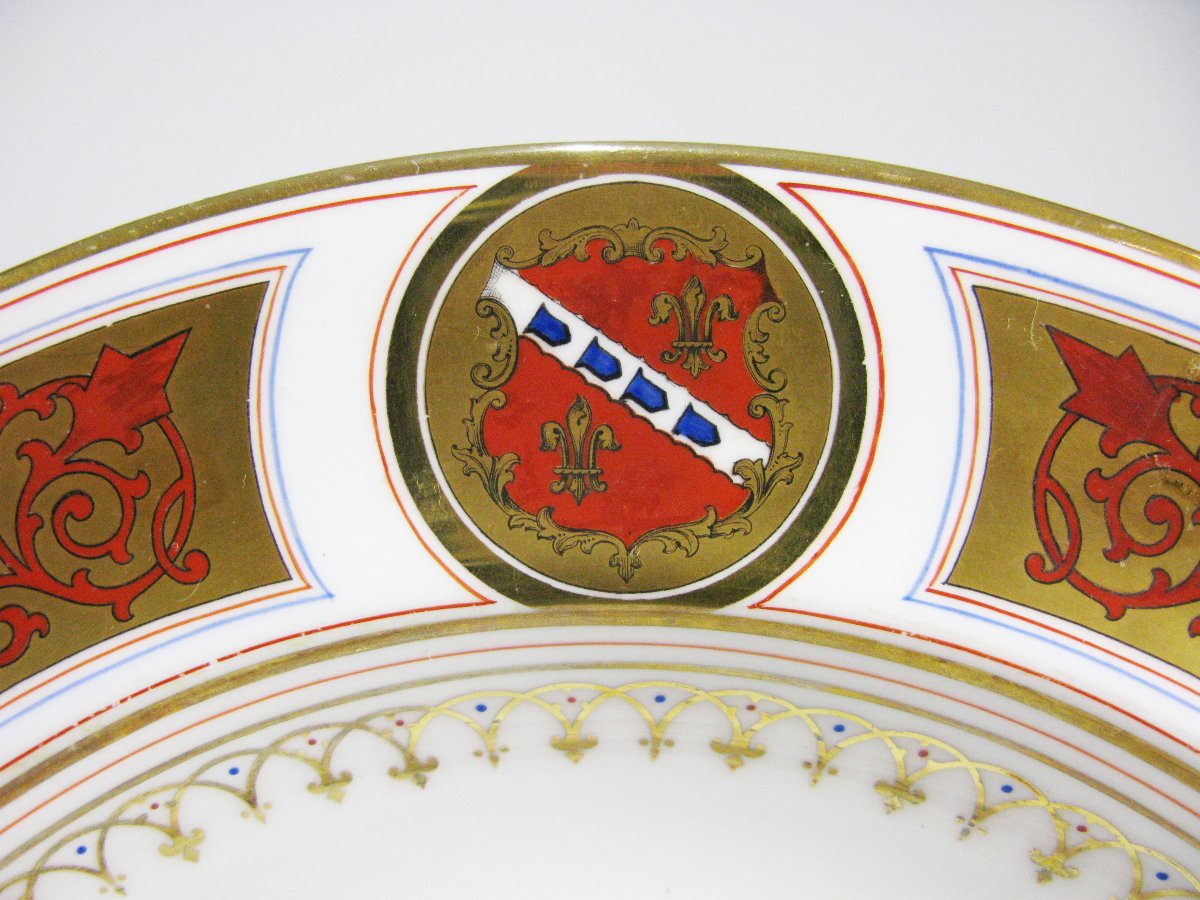 Assiette en porcelaine armoriée anglaise du XIXe siècle, famille Bliss-photo-4