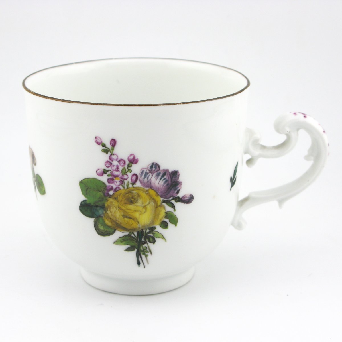 Tasse et soucoupe en porcelaine de Meissen, XVIIIe siècle, vers 1740-photo-3