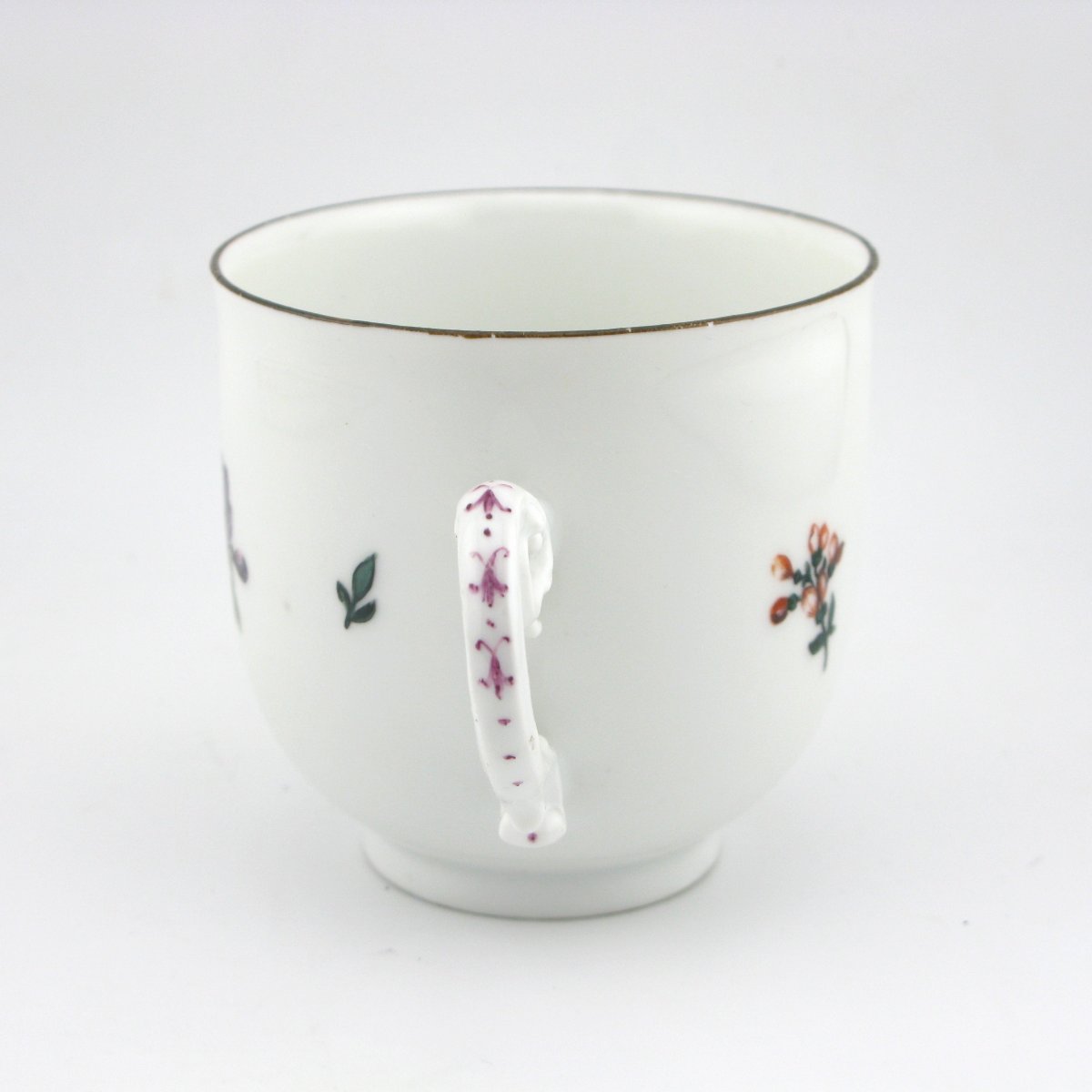 Tasse et soucoupe en porcelaine de Meissen, XVIIIe siècle, vers 1740-photo-4