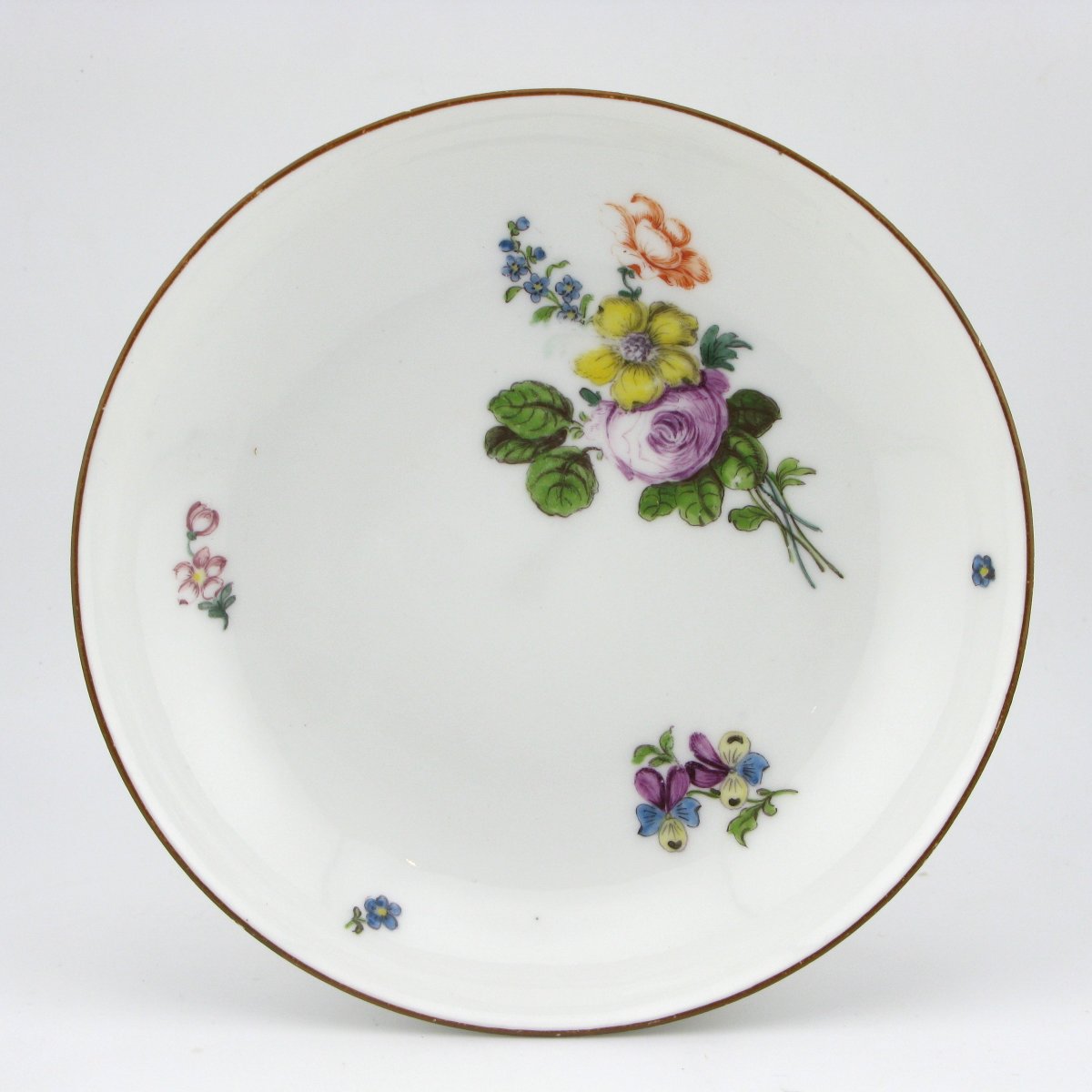 Tasse et soucoupe en porcelaine de Meissen, XVIIIe siècle, vers 1740-photo-5