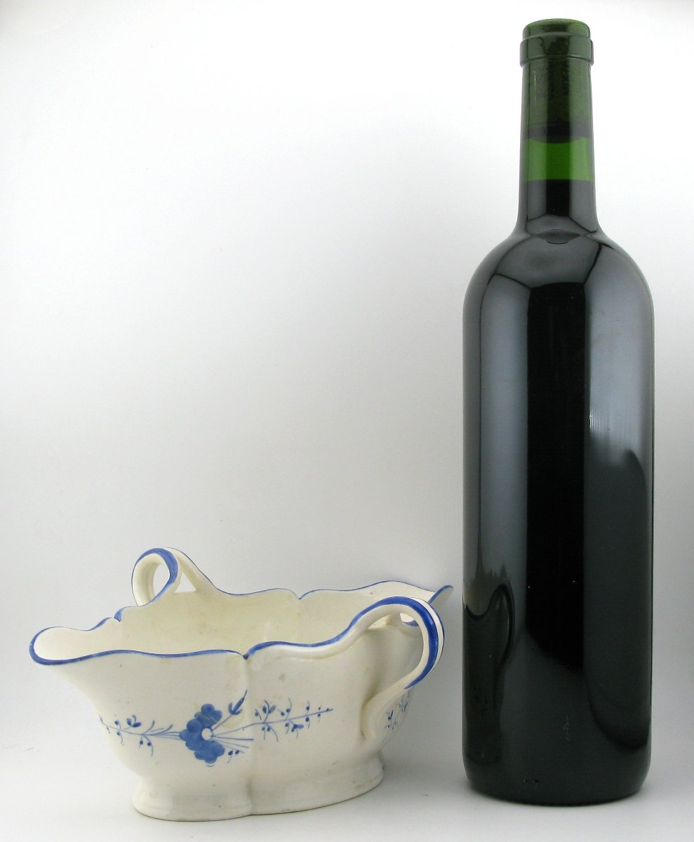 18th-century Chantilly Soft Paste Porcelain Sauceboat, C.1770-photo-4