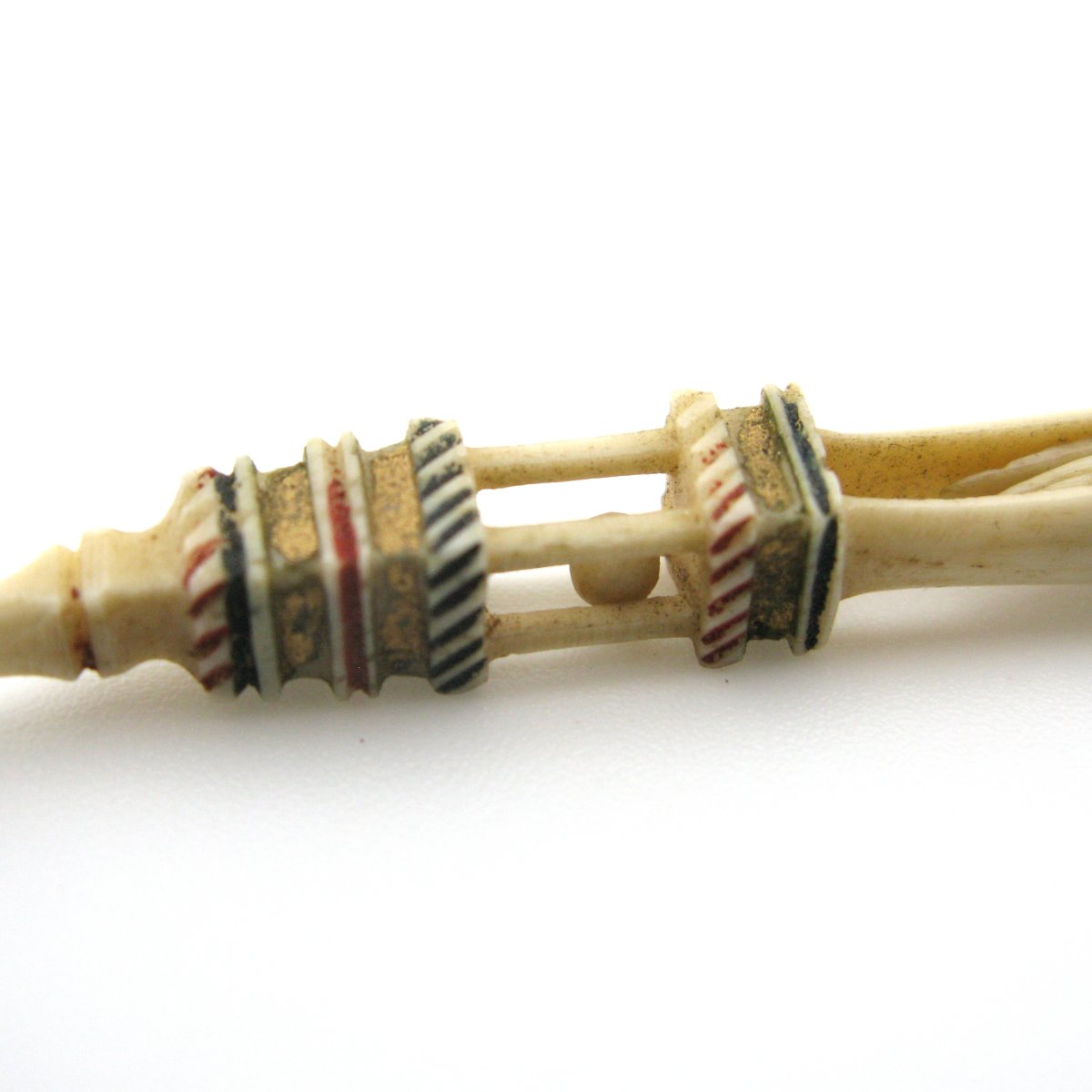 Cuillère à oreille/cure-dents en os, prisonnier de guerre napoléonien, vers 1800-photo-1