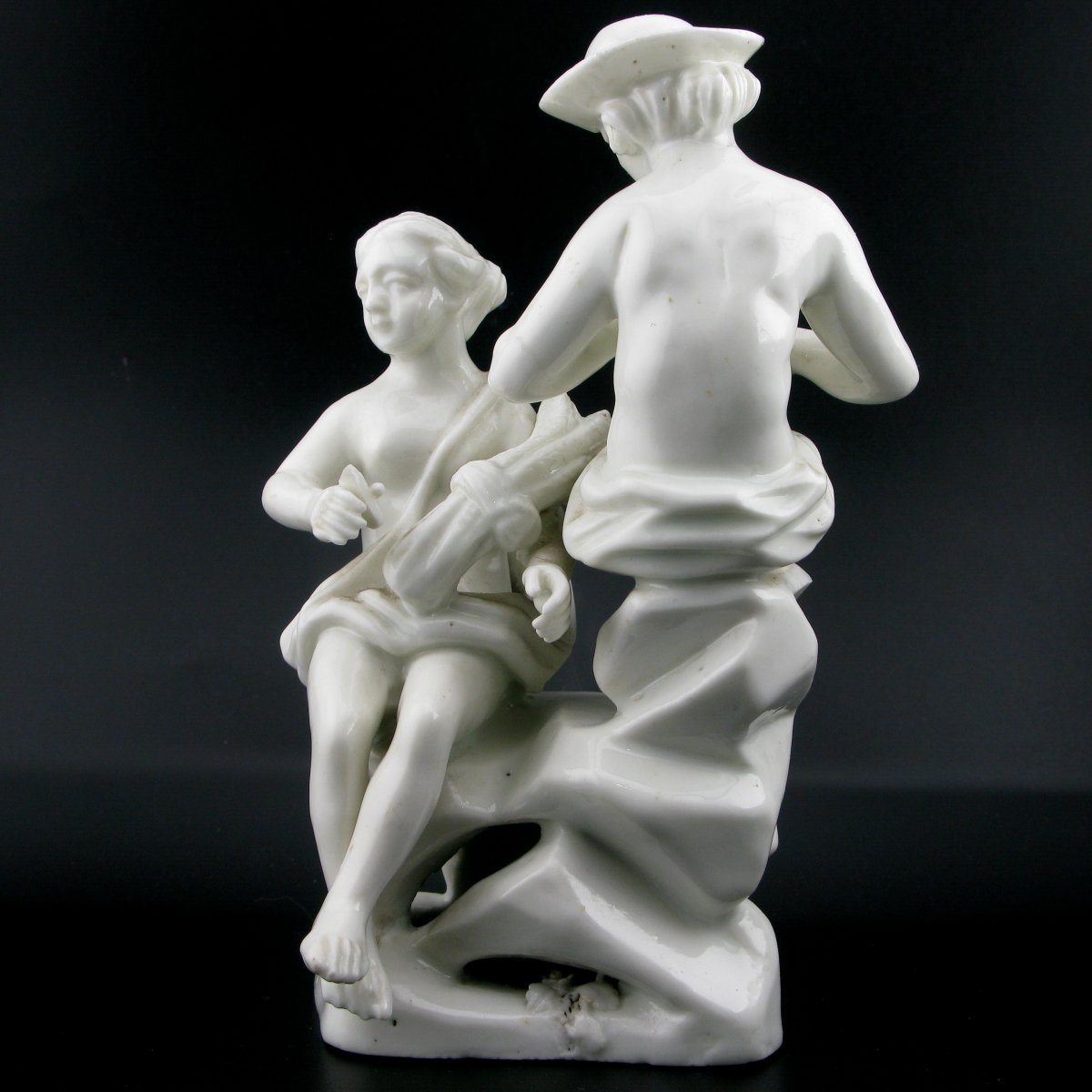 18th-century French Soft Paste Porcelain Figure Group-photo-3