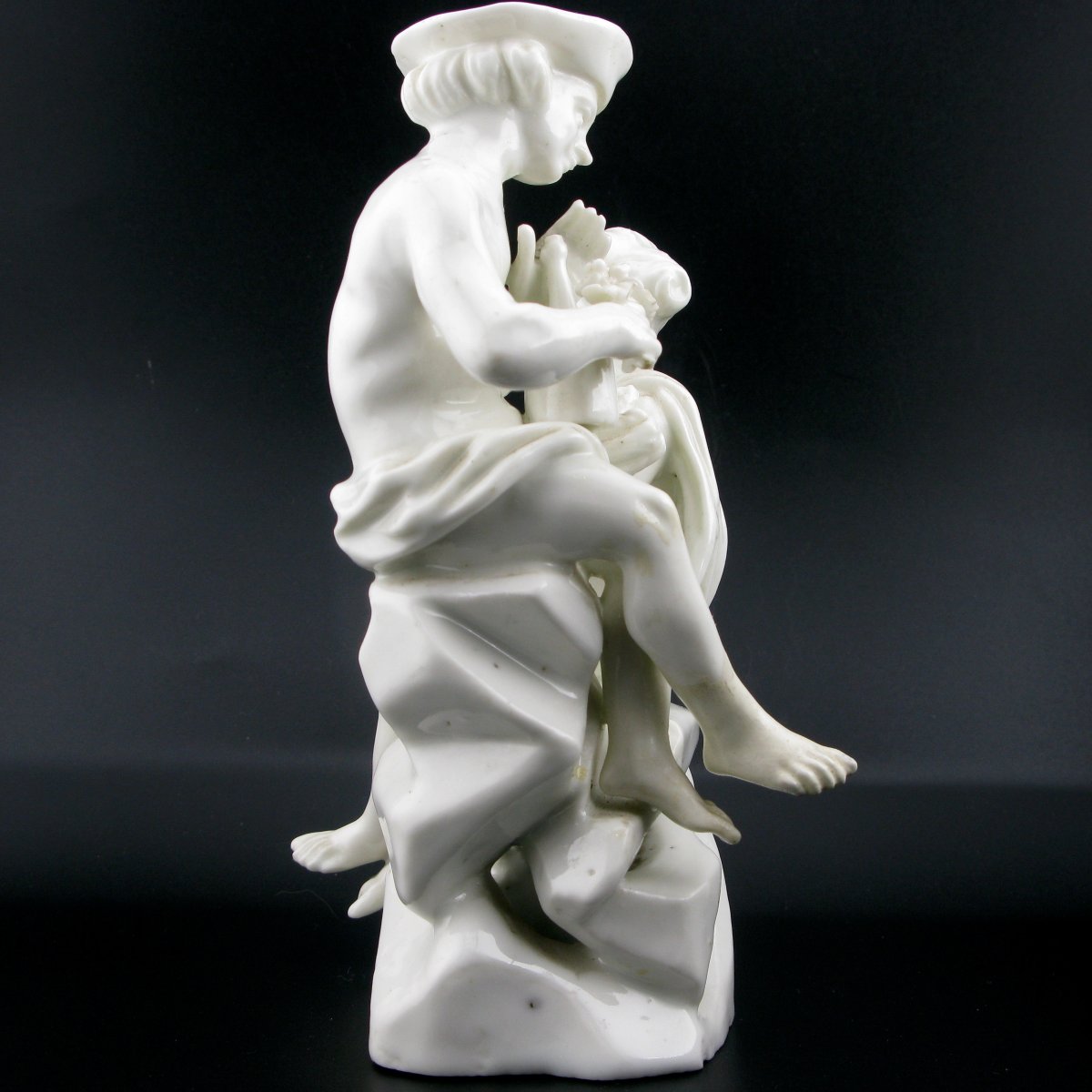 18th-century French Soft Paste Porcelain Figure Group-photo-4
