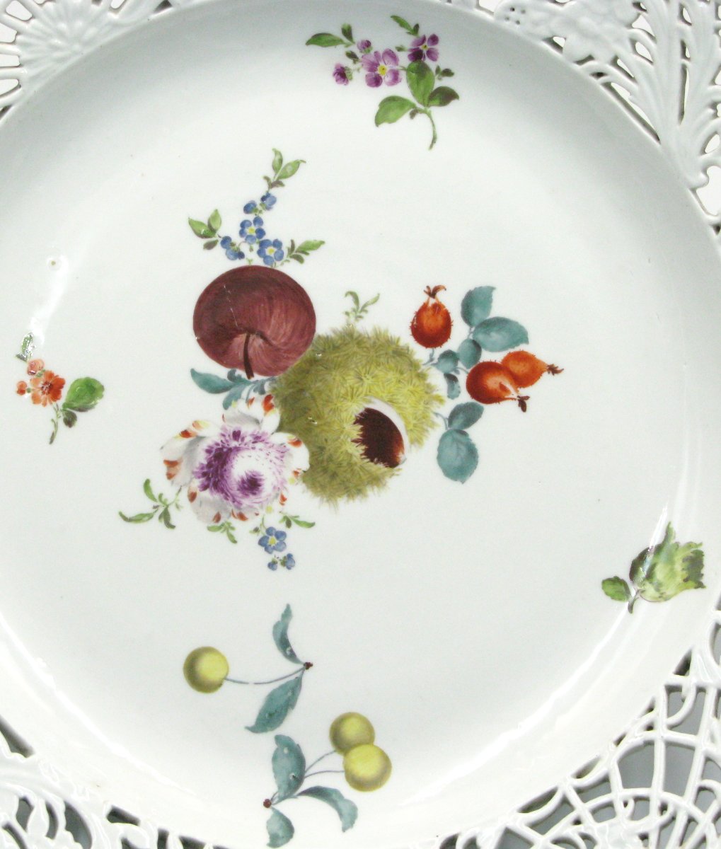 Plat à dessert ajouré en porcelaine de Meissen, XVIIIe siècle, service du roi Frédéric II-photo-2