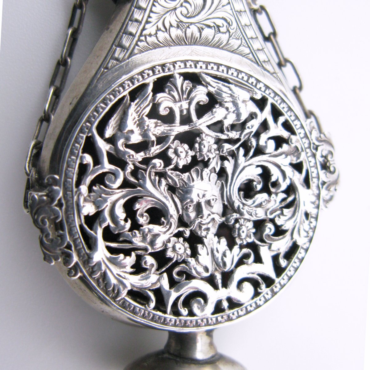 Flacon à parfum et pomander en argent du XVIIIe siècle-photo-4