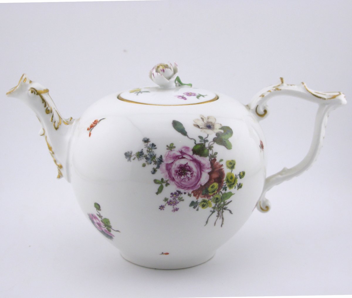 Meissen Porcelain Teapot, 18th Century, Circa 1750-photo-2