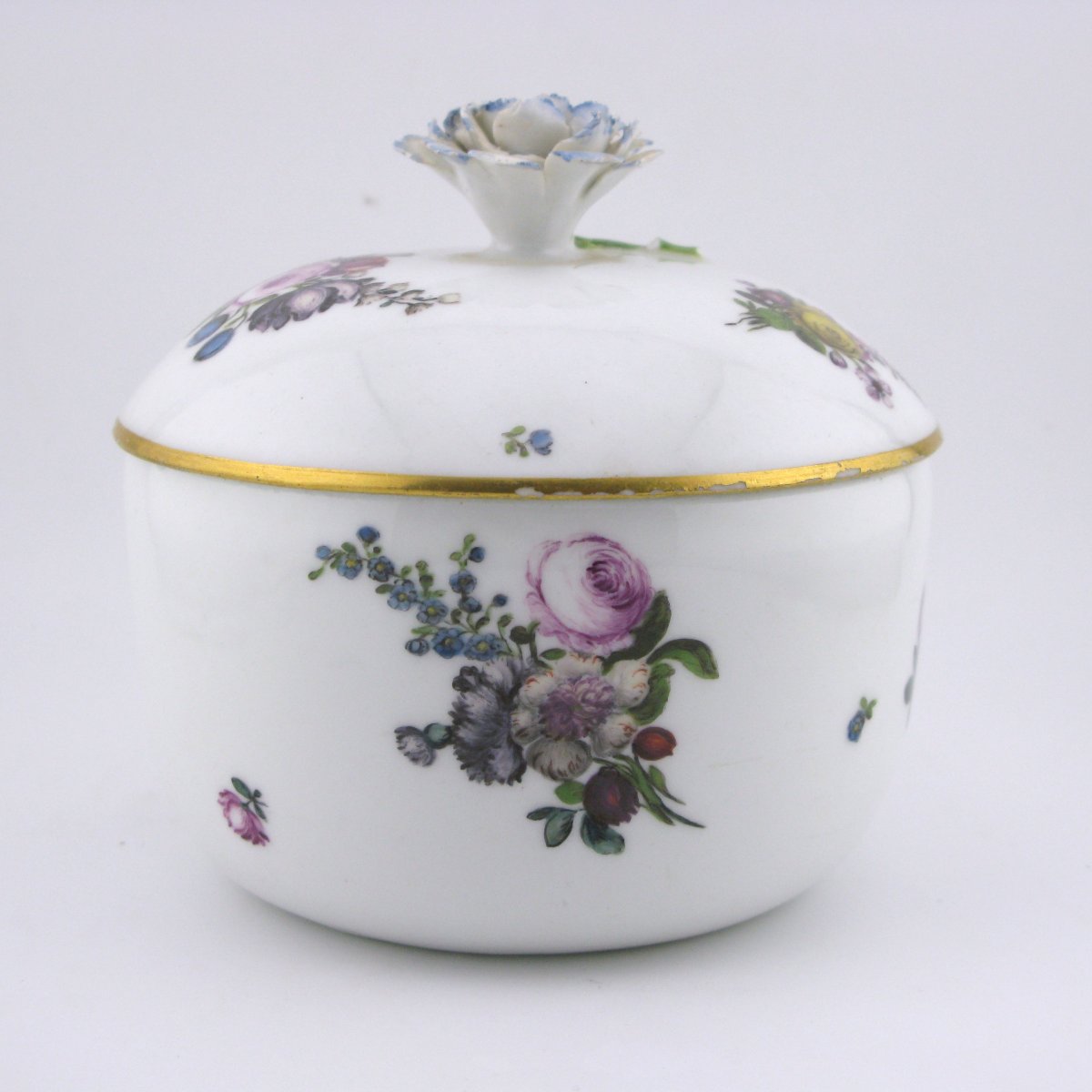18th-century Meissen Porcelain Sucrier And Cover, C.1730-photo-2