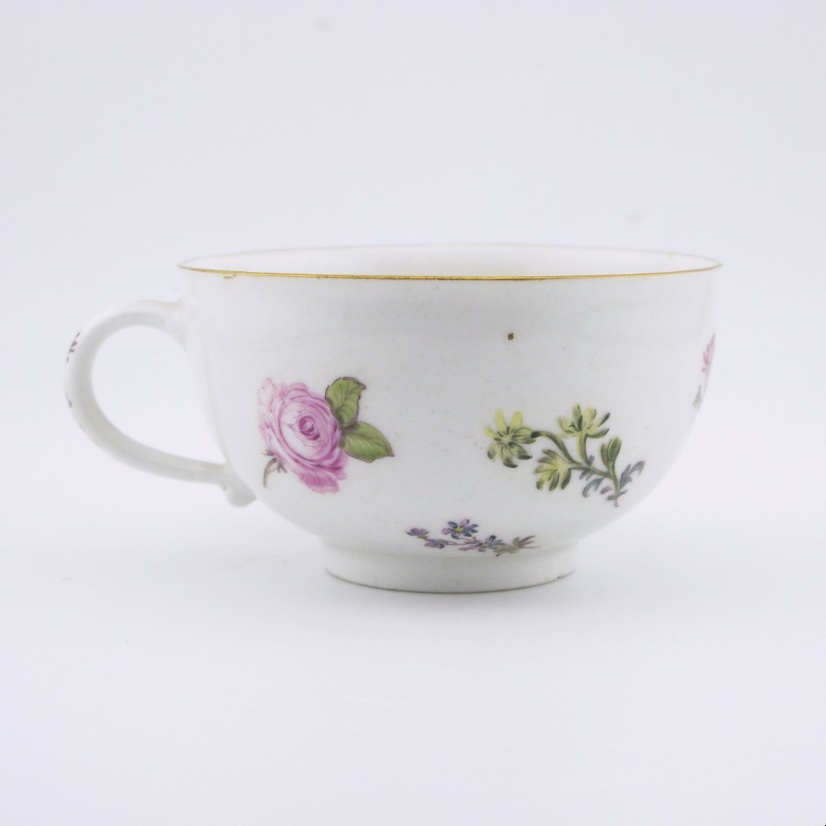 Tasse et soucoupe en porcelaine de Meissen, XVIIIe siècle, vers 1750-photo-4