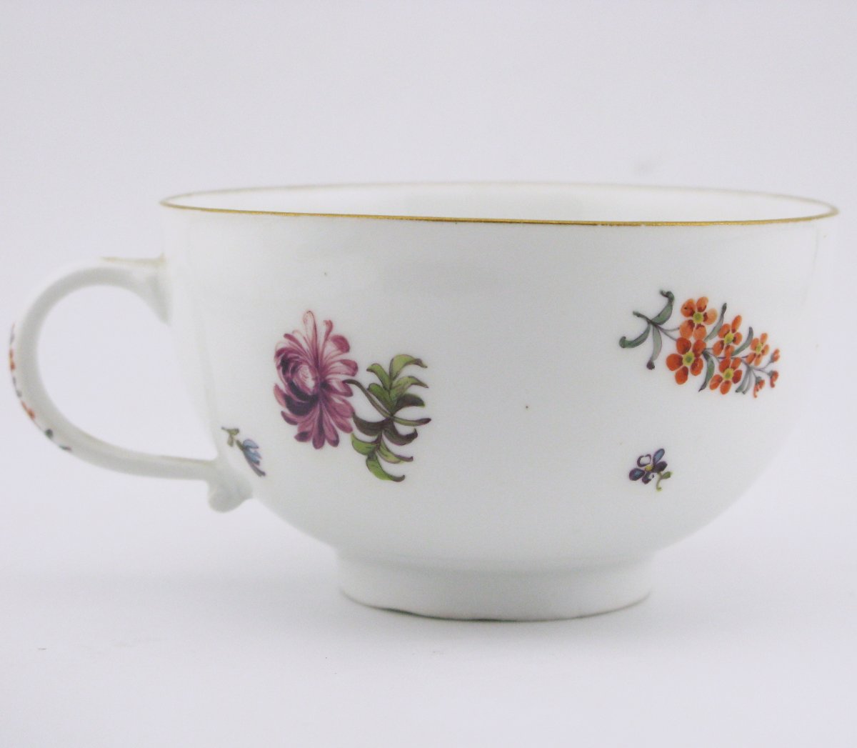 Tasse et soucoupe en porcelaine de Meissen, XVIIIe siècle, vers 1750-photo-3