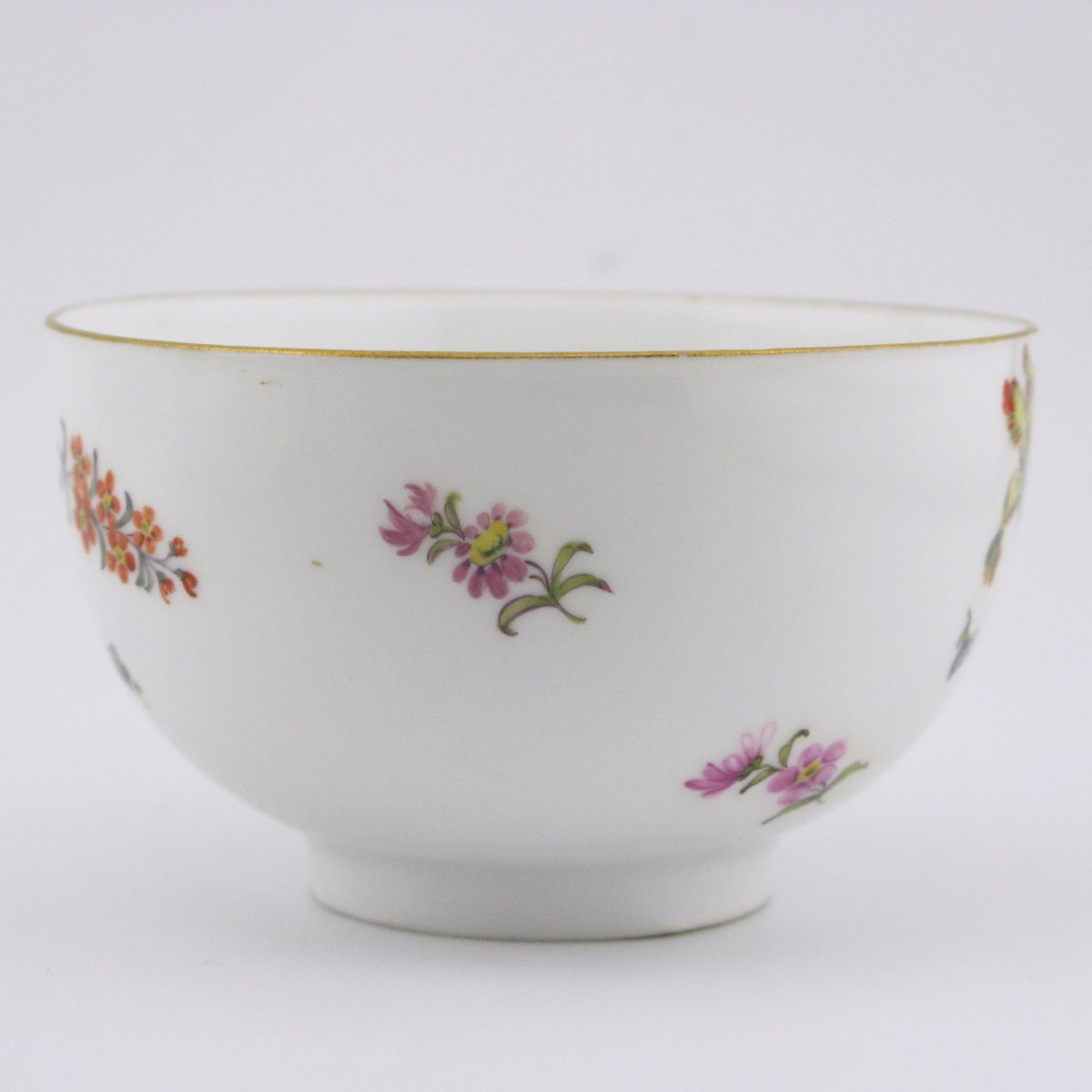 Tasse et soucoupe en porcelaine de Meissen, XVIIIe siècle, vers 1750-photo-4