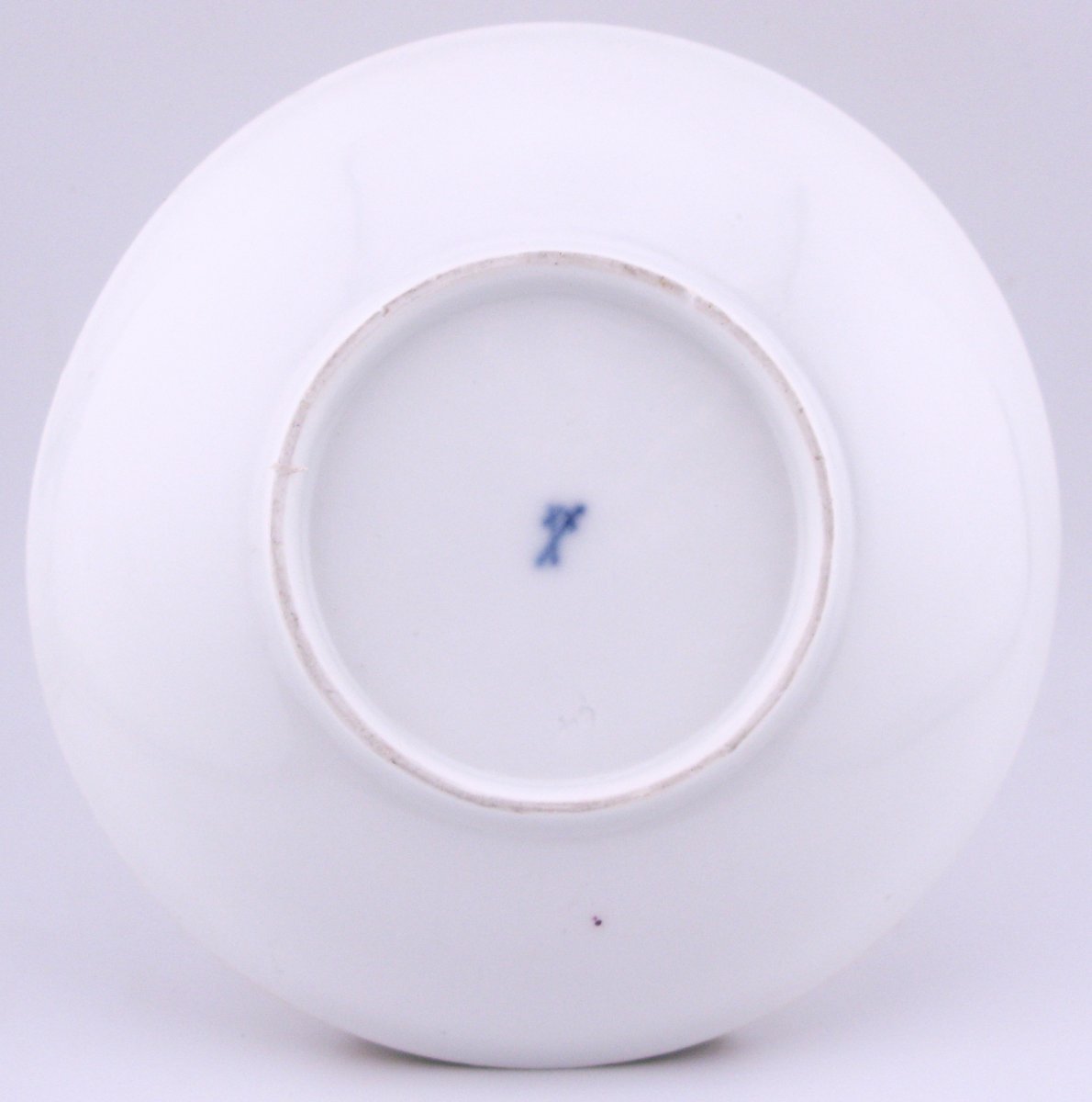 Tasse et soucoupe en porcelaine de Meissen, XVIIIe siècle, vers 1750-photo-4