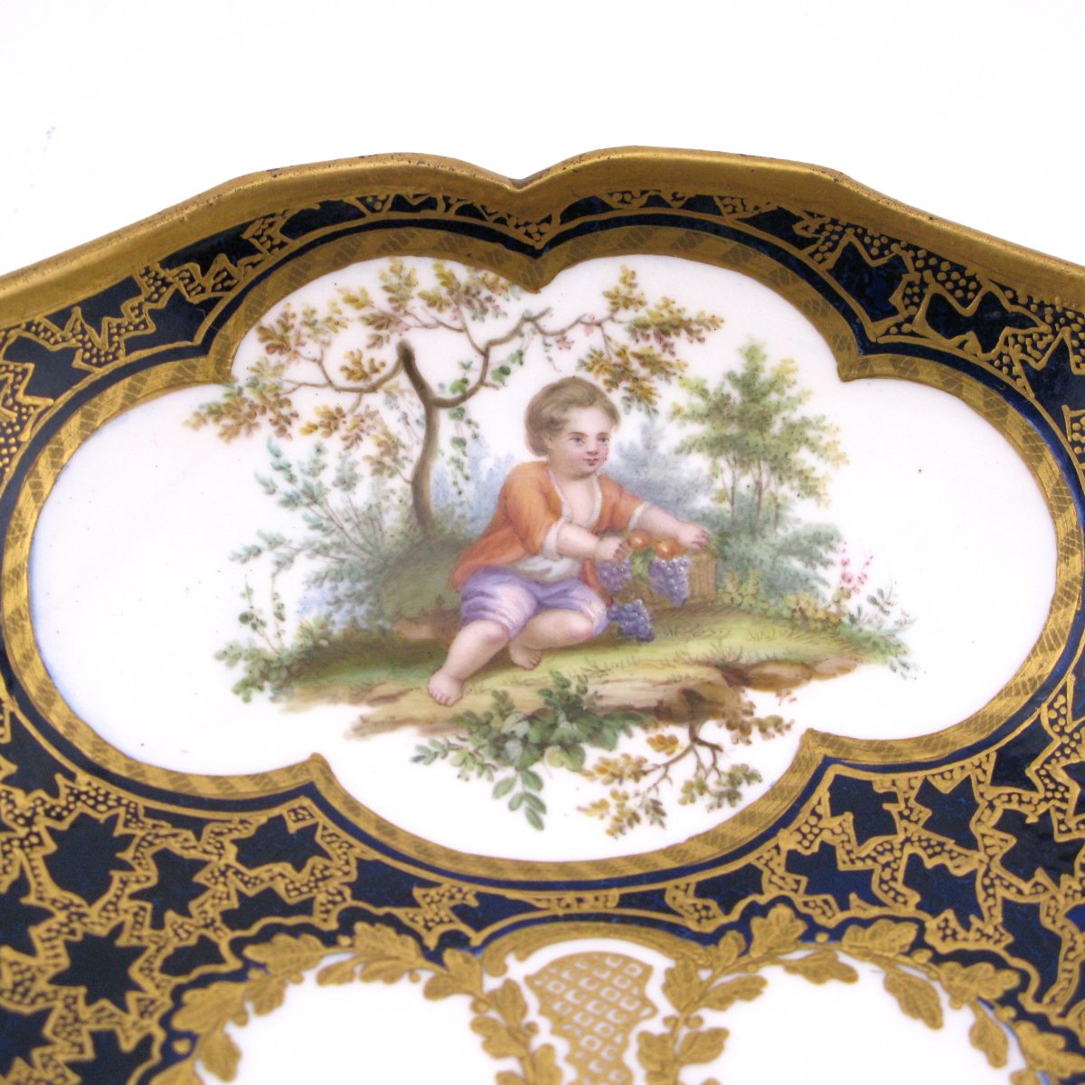 Sèvres Porcelain Dish Vermiculé Gilding, France, 1767-photo-1